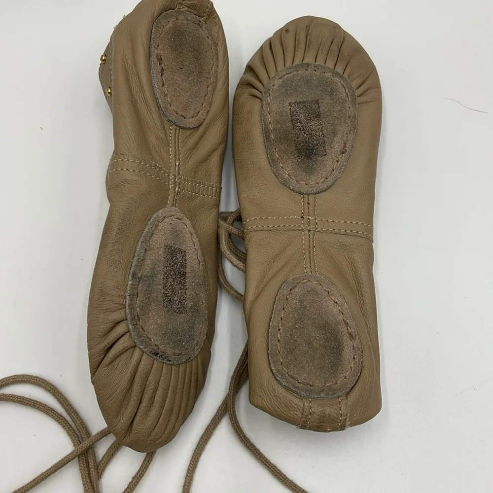 Ballet shoes Tan Leather Shoes with Gold Studs